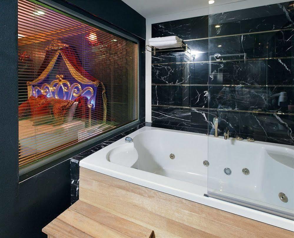 Otel Camelot Boutique (adults Only)